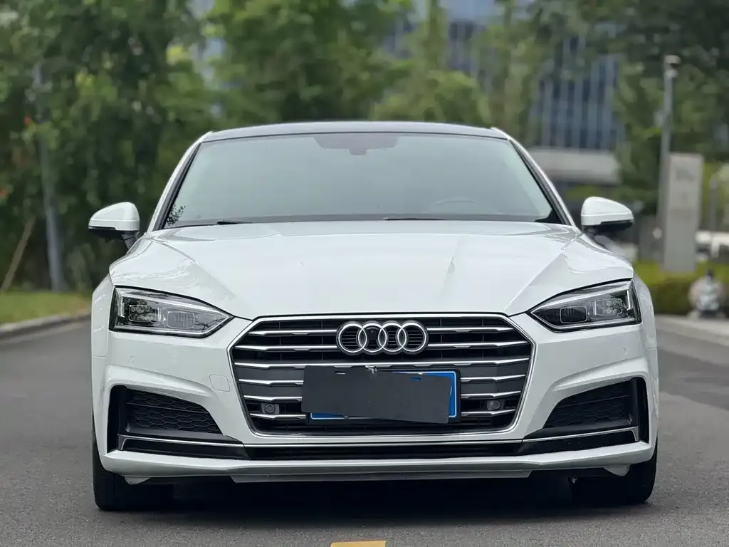 Audi A5 (Import) 2021 из CN, фото 2