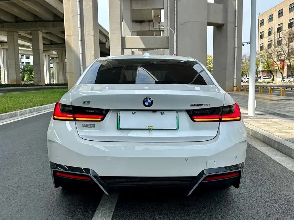 BMW i3 — фото 6