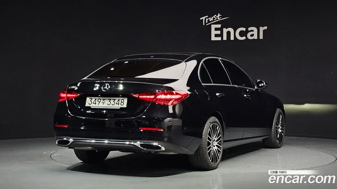 Mercedes-Benz C-Class 2024 из KR, фото 2