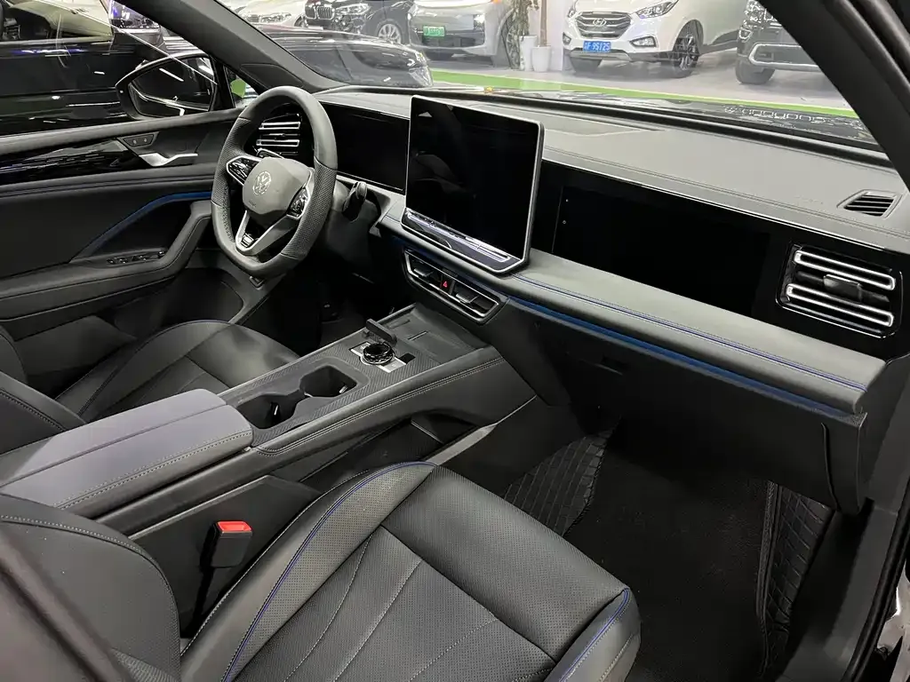 Volkswagen Tiguan L 2025 из CN, фото 3