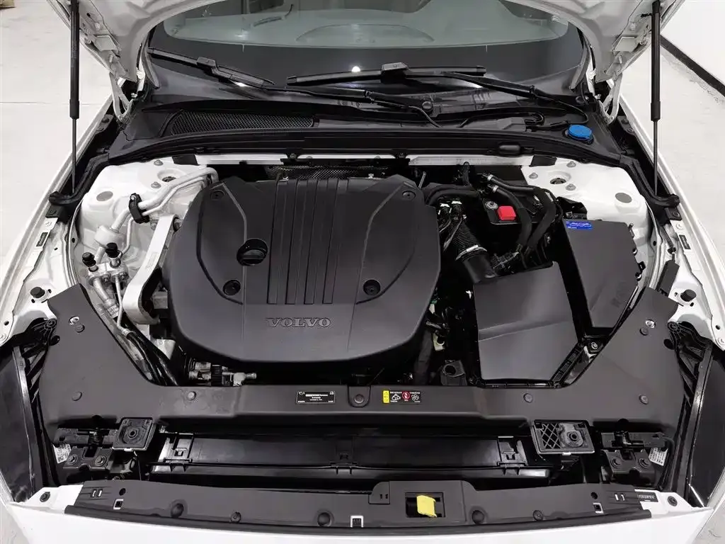 Volvo S60 2022 из CN, фото 6