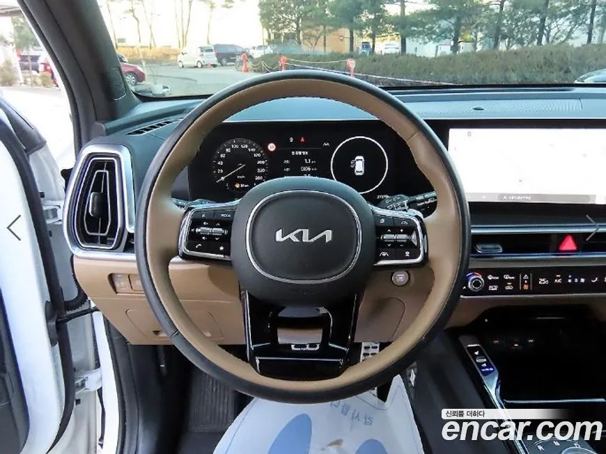 Kia Sorento — фото 8