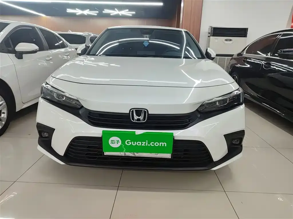 Honda Civic 2024 из CN, фото 3