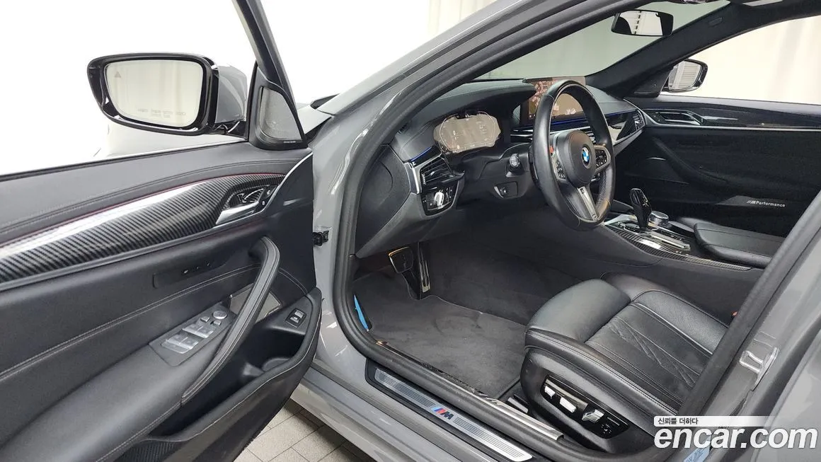 BMW 5-Series 2021 из KR, фото 10