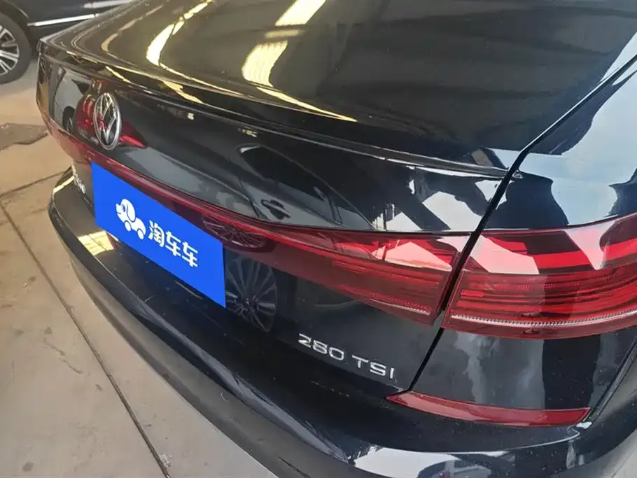 Volkswagen Passat — фото 4