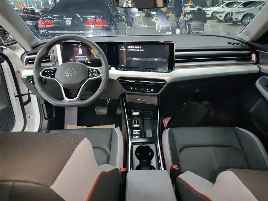 Volkswagen Lamando 2024 из CN, фото 10