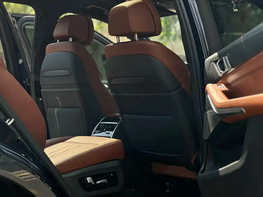BMW X7 2022 из CN, фото 7
