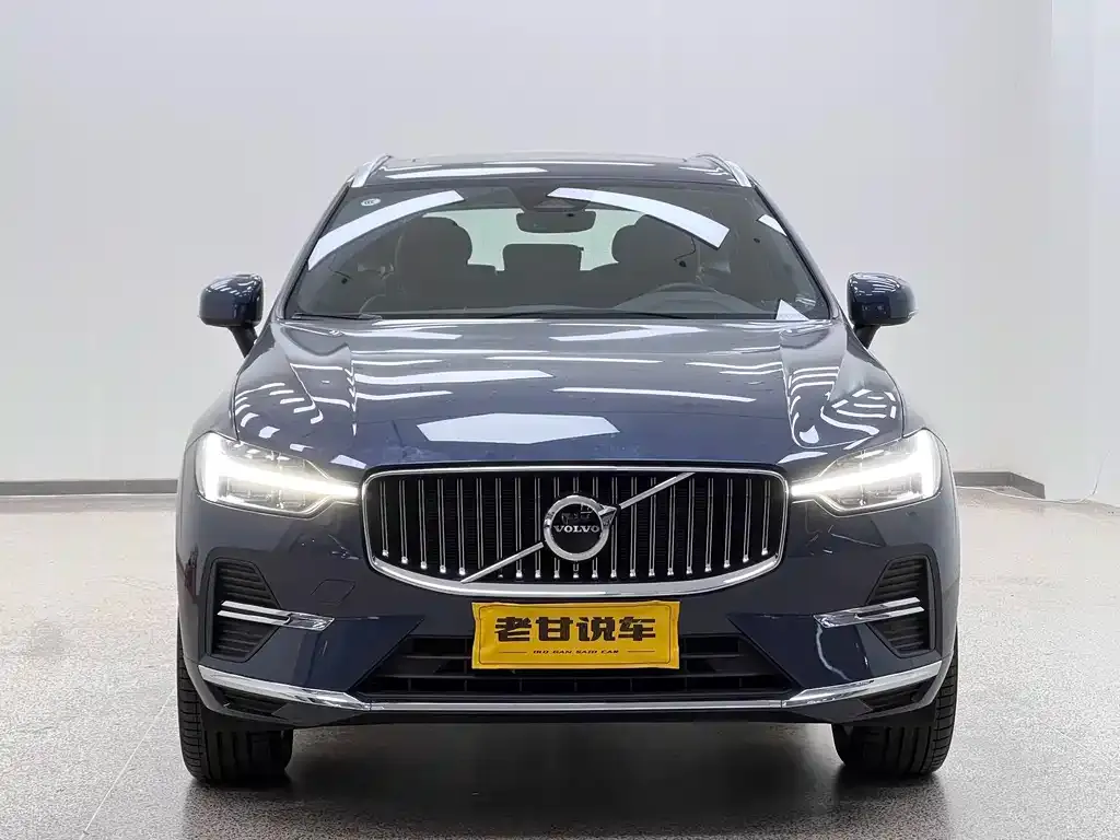 Volvo XC60 2024 из CN, фото 2