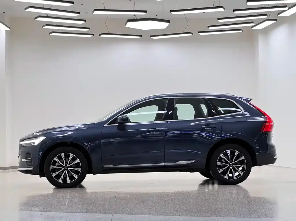 Volvo XC60 2024 из CN, фото 4