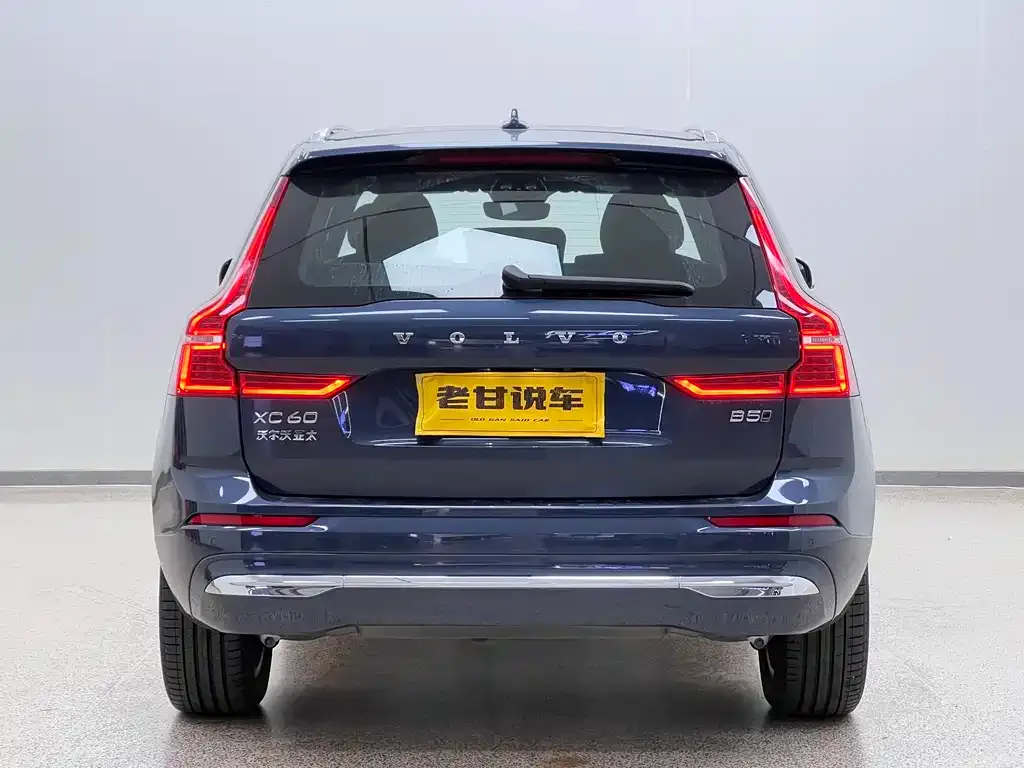 Volvo XC60 2024 из CN, фото 6