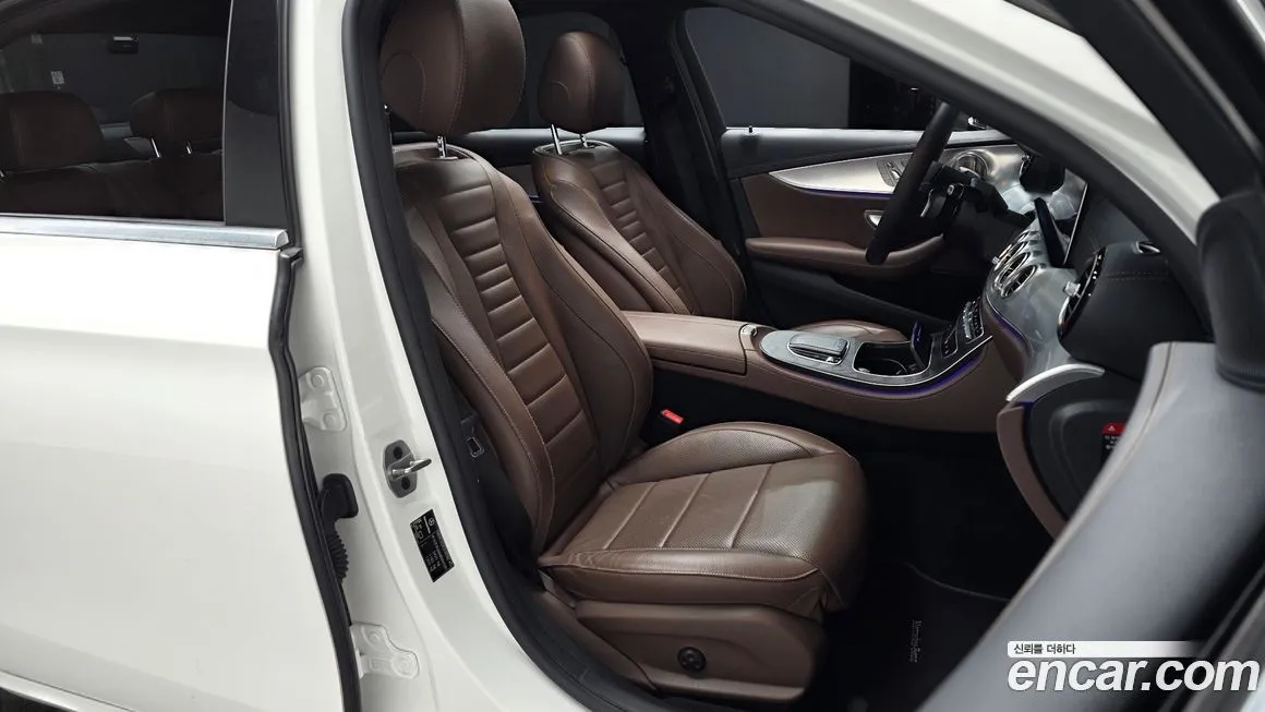 Mercedes-Benz E-Class 2021 из KR, фото 10