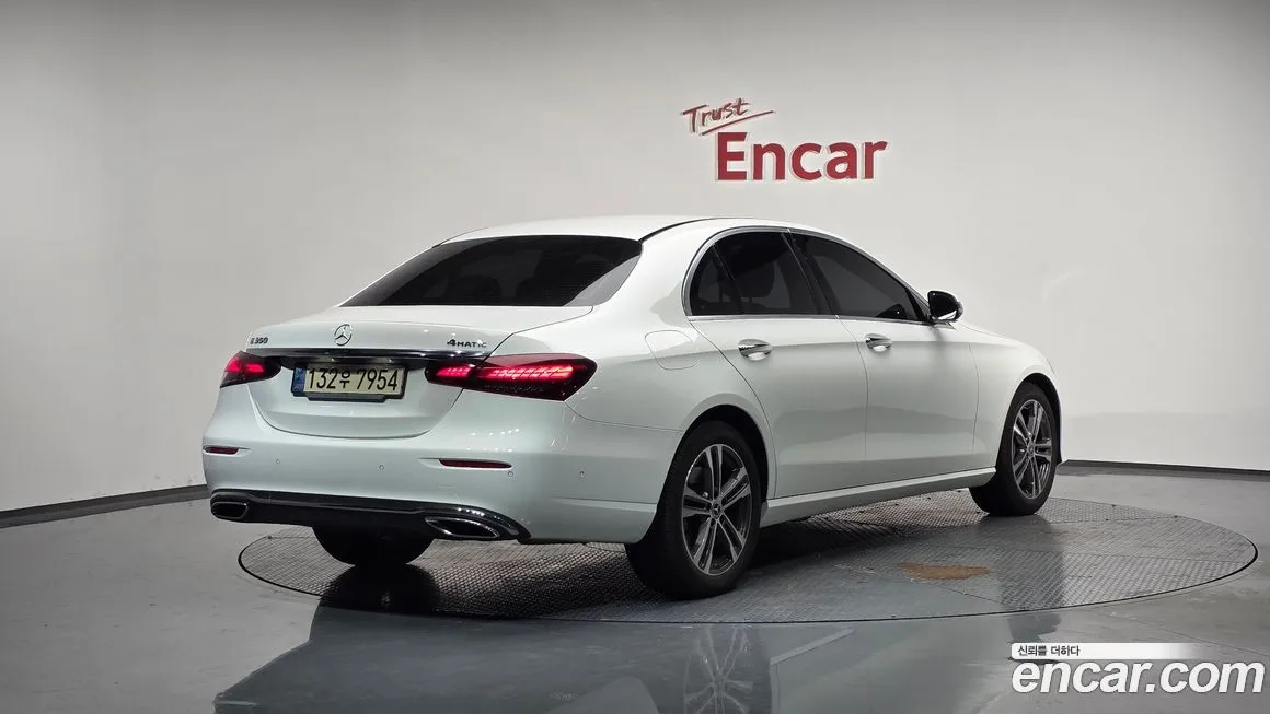 Mercedes-Benz E-Class 2021 из KR, фото 2