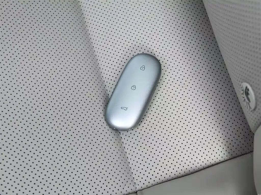 Li Auto L8 2023 из CN, фото 10