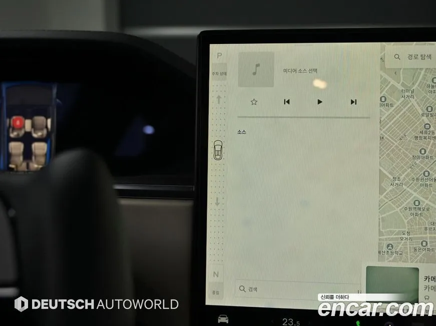 Tesla Model X 2023 из KR, фото 9