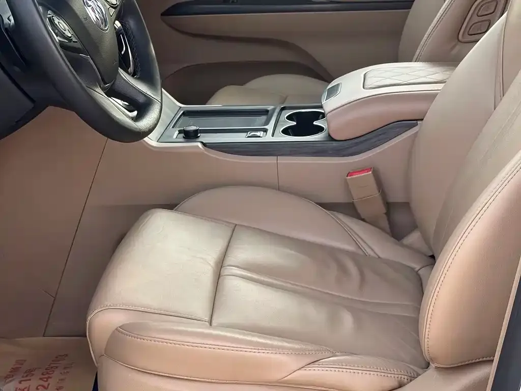 Buick GL8 2021 из CN, фото 7