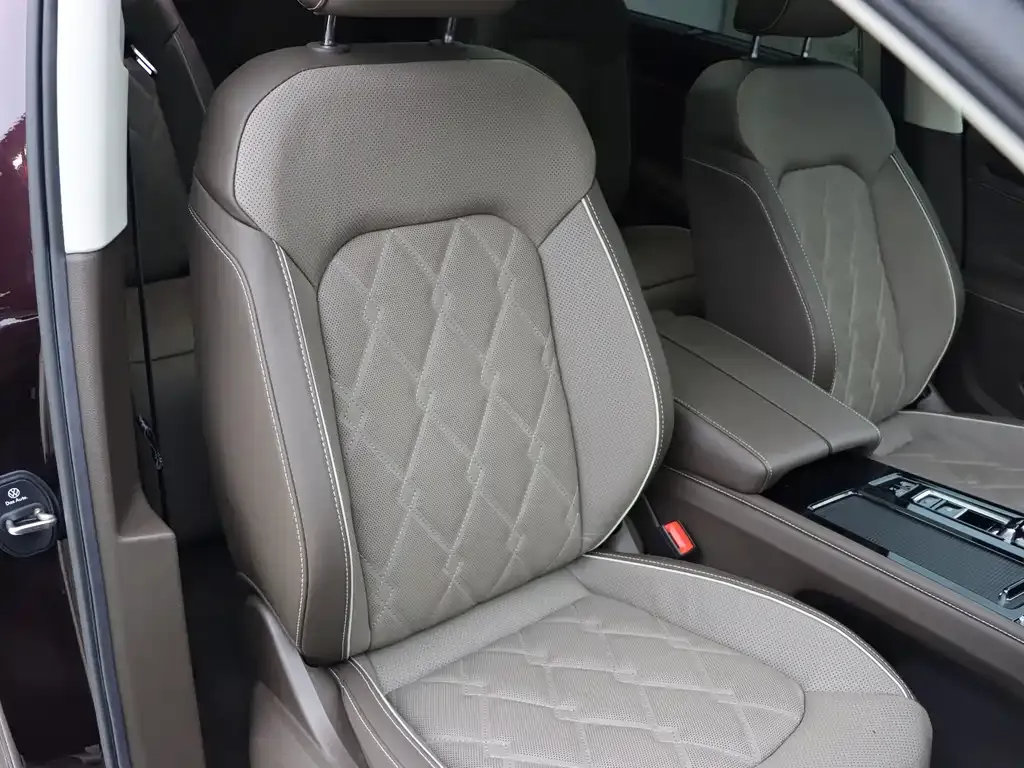 Volkswagen Viloran 2024 из CN, фото 9