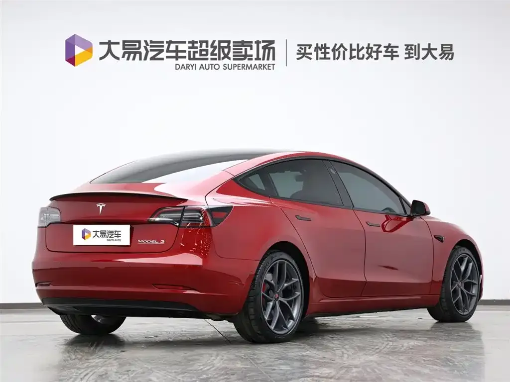 Tesla Model 3 2021 из CN, фото 3