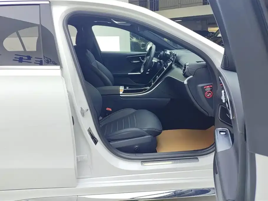 Mercedes-Benz C-Class 2023 из CN, фото 8