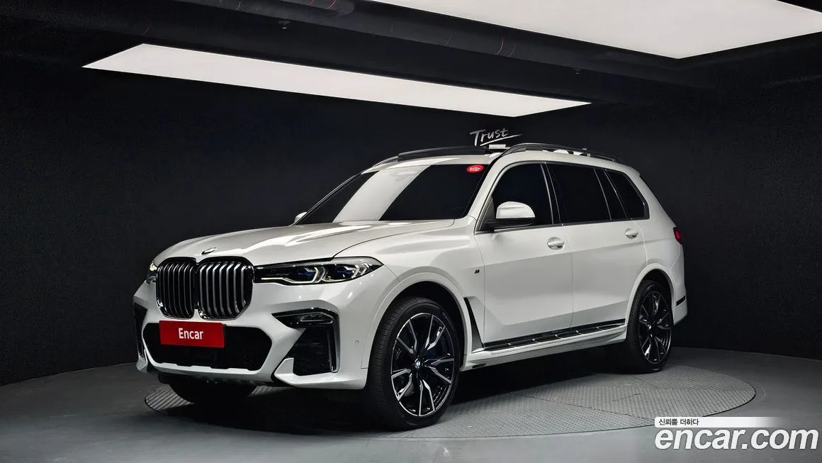 BMW X7 — фото 1