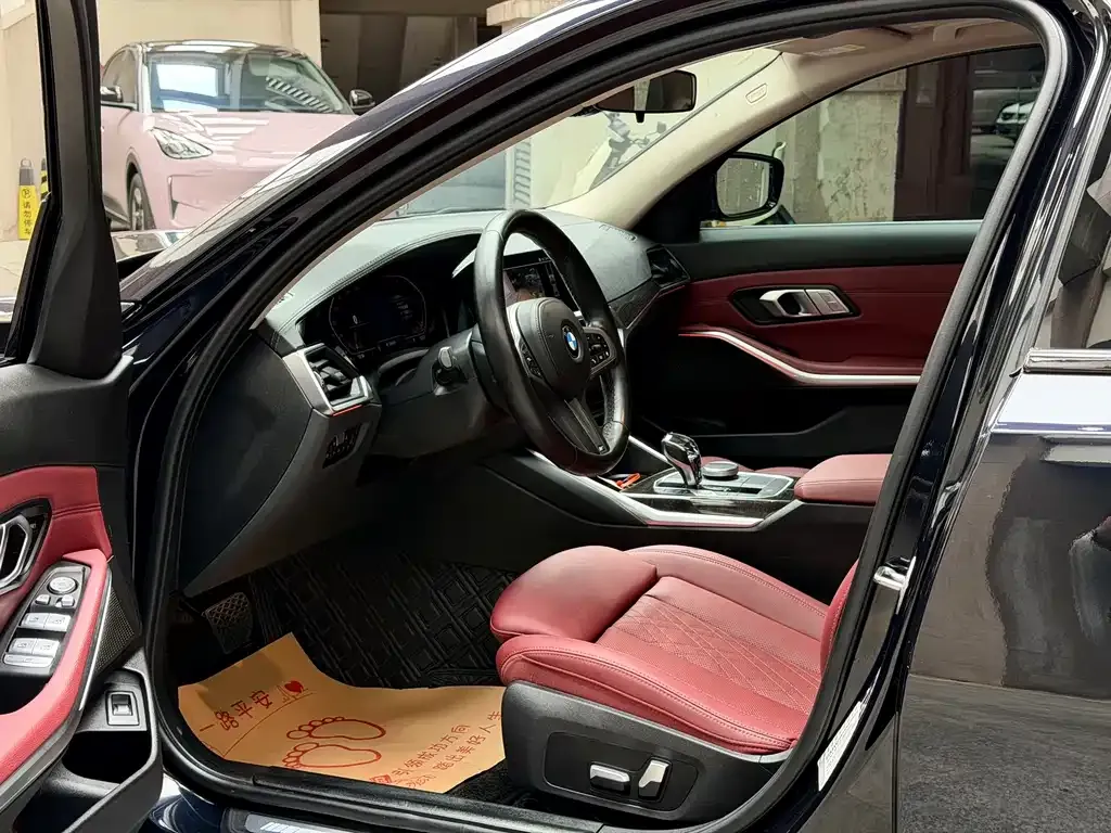 BMW 3 Series 2022 из CN, фото 5