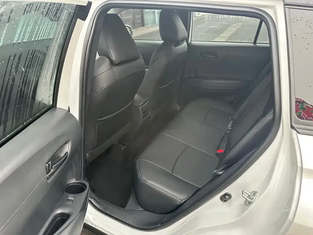 Toyota Frontlander 2022 из CN, фото 10
