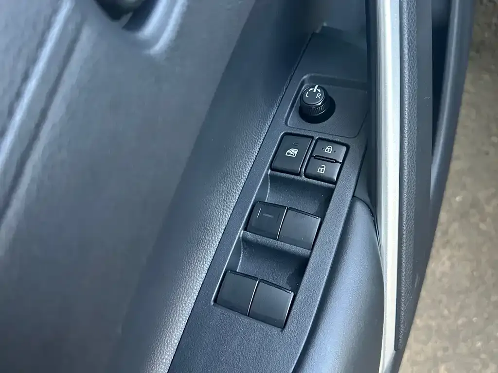 Toyota Frontlander 2022 из CN, фото 5