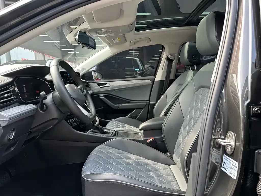 Volkswagen Sagitar 2023 из CN, фото 7