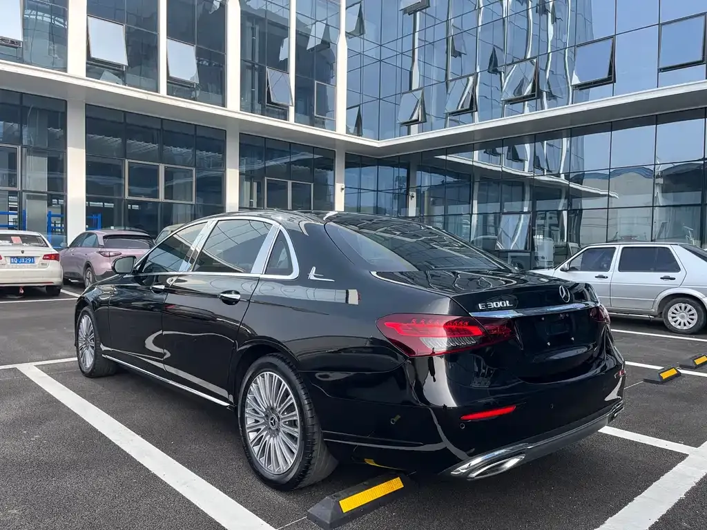 Mercedes-Benz E-Class 2021 из CN, фото 7