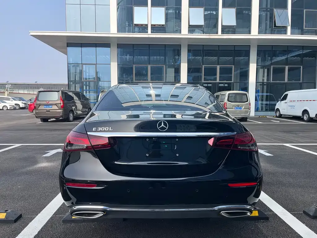 Mercedes-Benz E-Class 2021 из CN, фото 8
