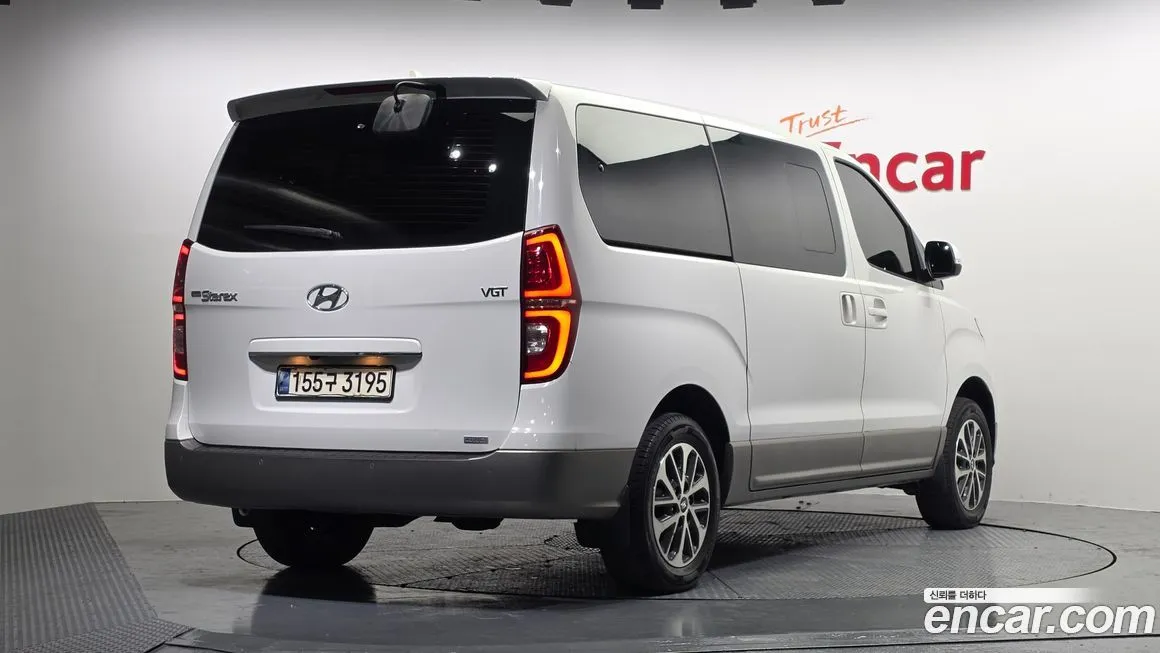 Hyundai Starex 2021 из KR, фото 2