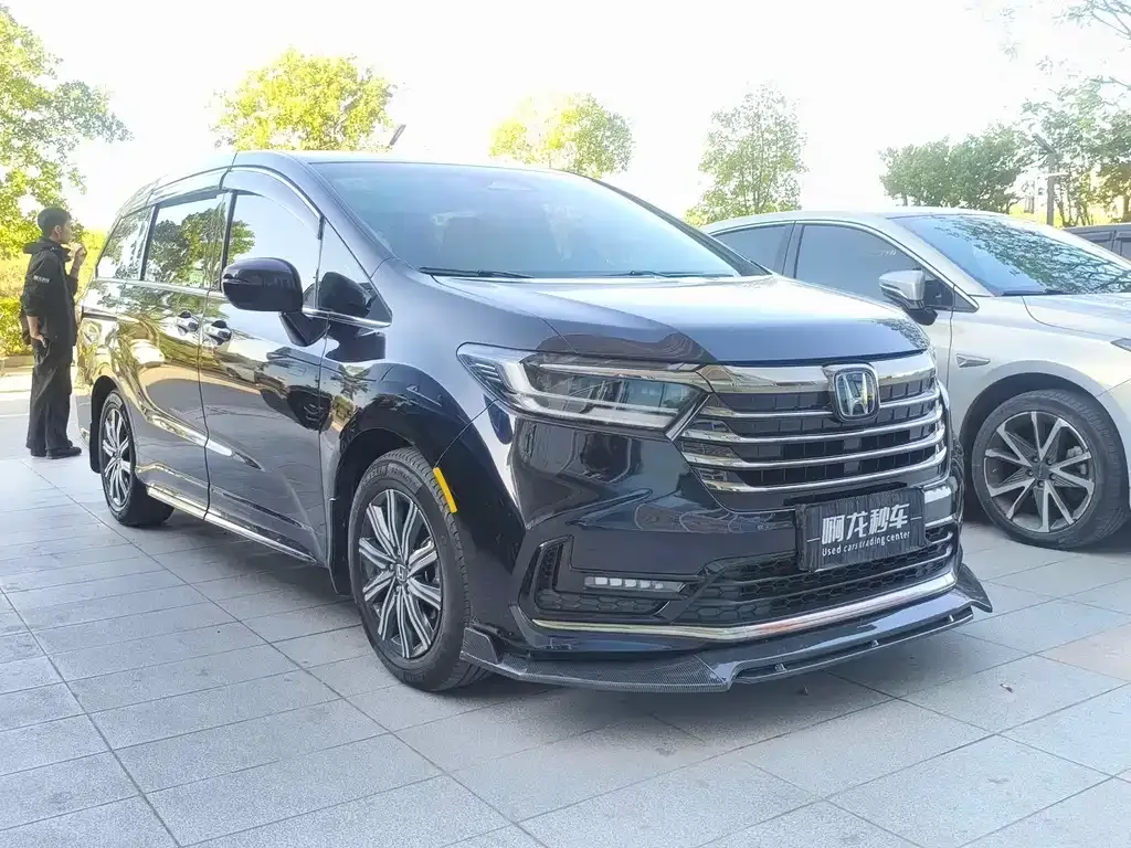 Honda Odyssey 2023 из CN, фото 3