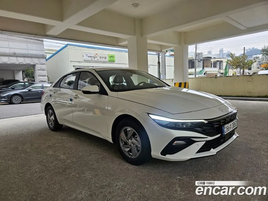 Hyundai AVANTE — фото 2