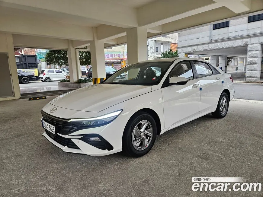 Hyundai AVANTE — фото 3