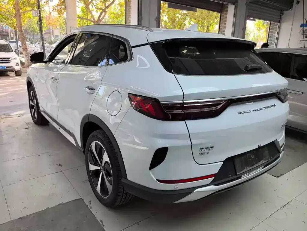 BYD PLUS New Energy — фото 3
