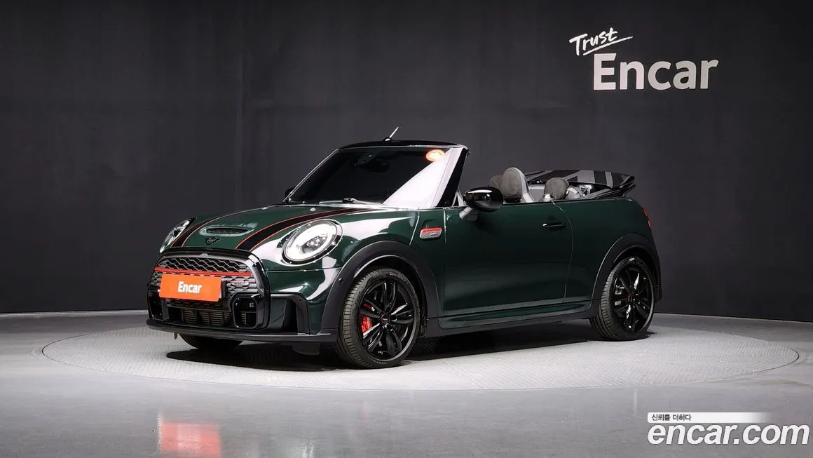 Mini Cooper Convertible — фото 1