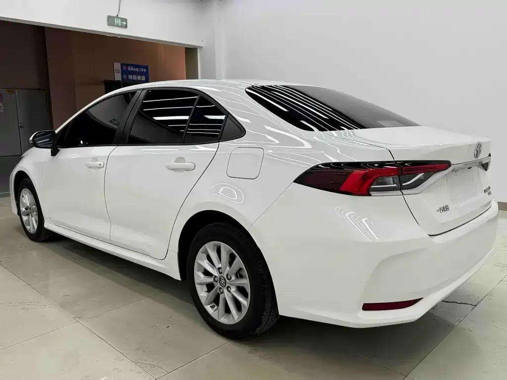 Toyota Corolla 2021 из CN, фото 5