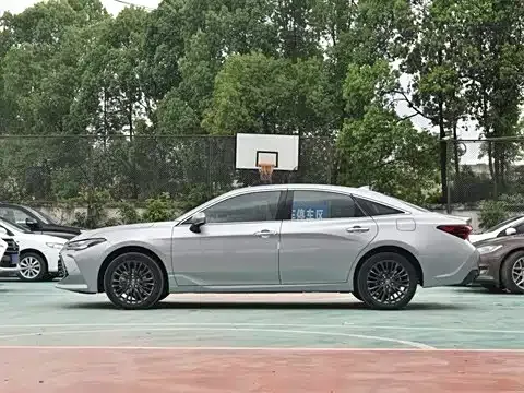 Toyota Avalon 2022 из CN, фото 3