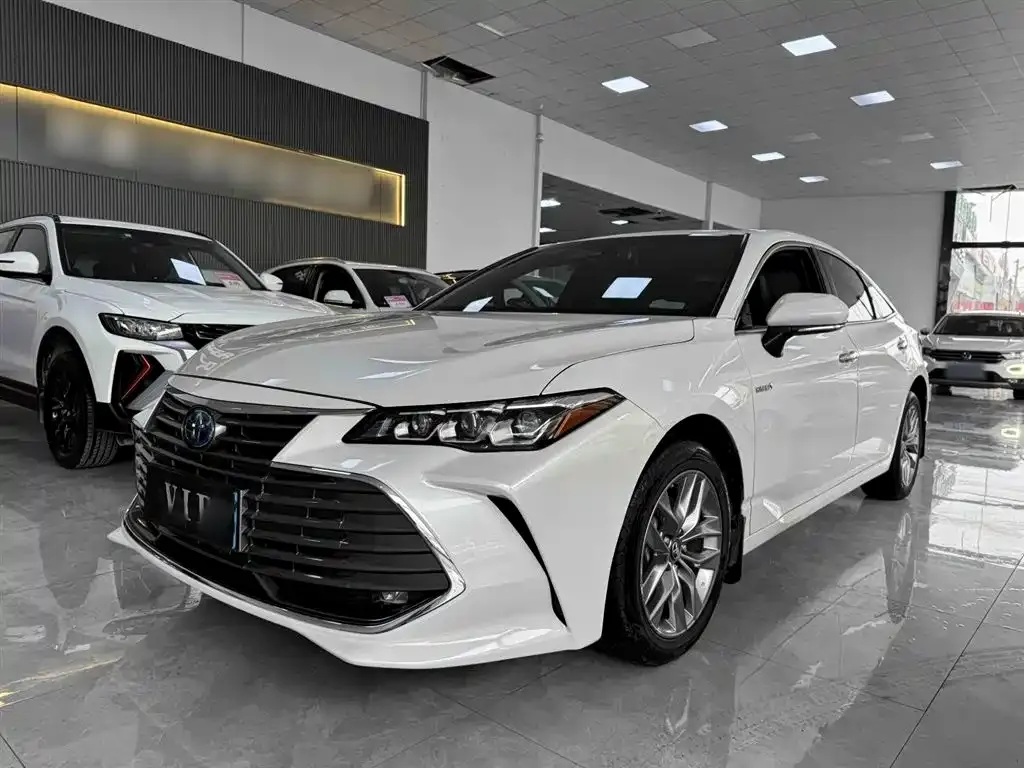 Toyota Avalon 2022 из CN, фото 1