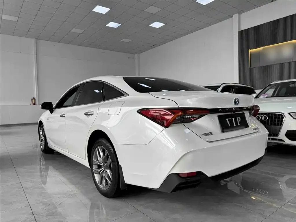 Toyota Avalon 2022 из CN, фото 4