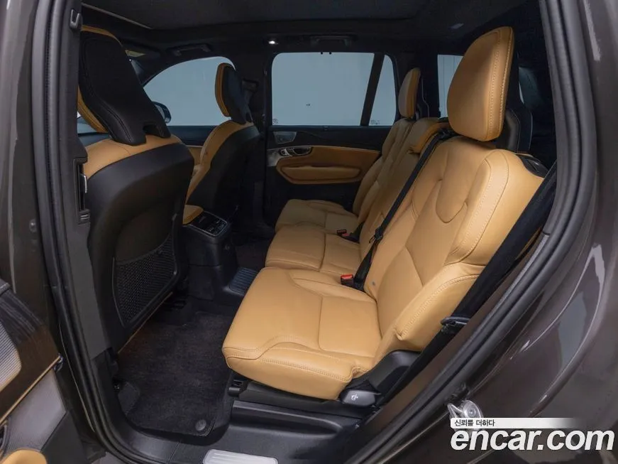 Volvo XC90 2024 из KR, фото 10