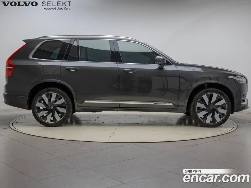 Volvo XC90 2024 из KR, фото 4