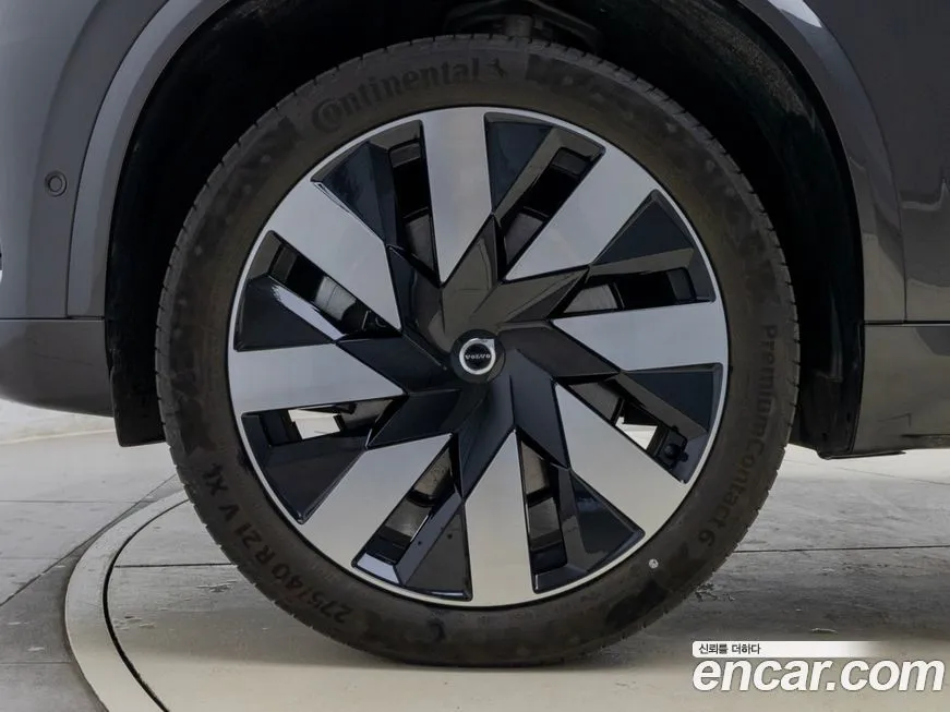 Volvo XC90 2024 из KR, фото 5