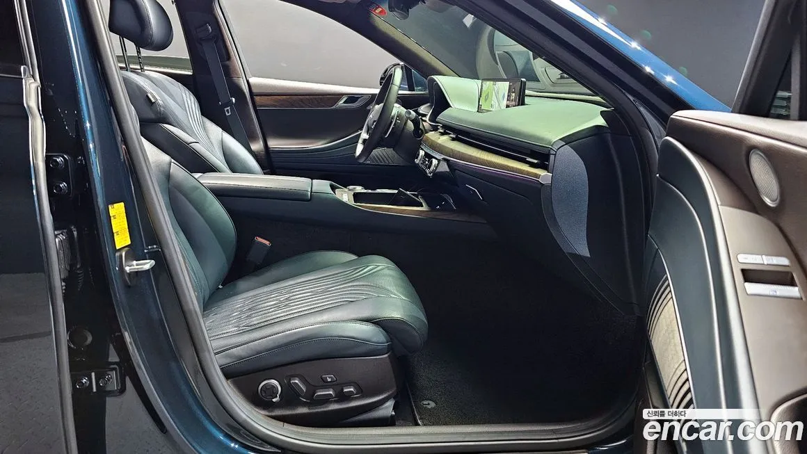 Genesis G80 — фото 10