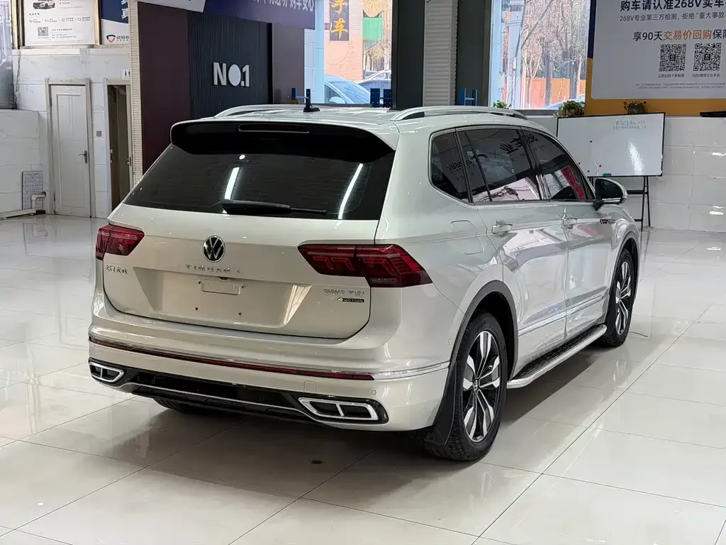 Volkswagen Tiguan L 2021 из CN, фото 4
