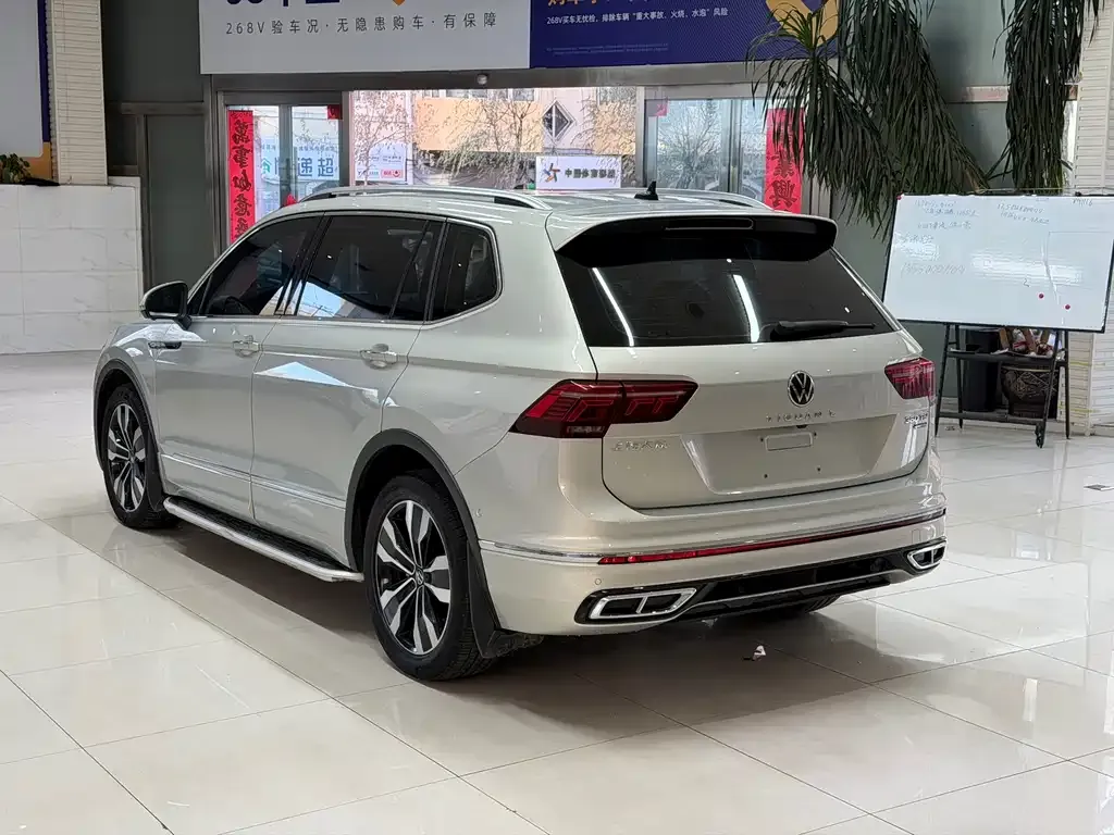 Volkswagen Tiguan L 2021 из CN, фото 6