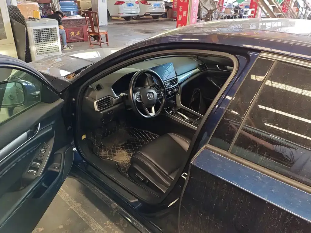 Honda Inspire 2023 из CN, фото 5