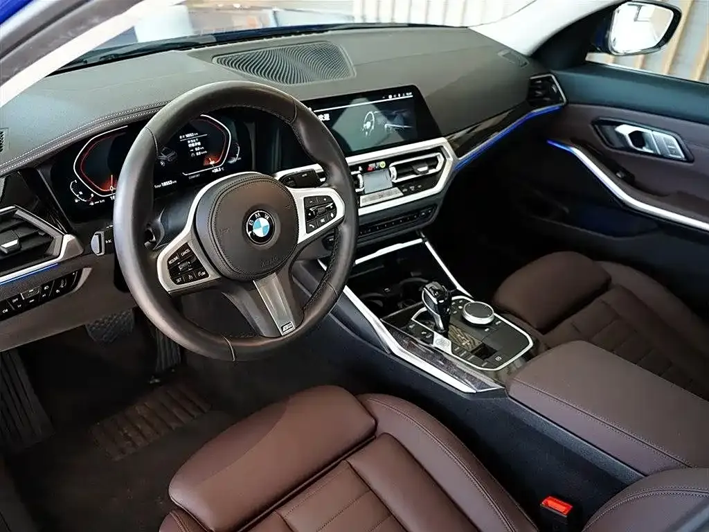 BMW 3 Series 2022 из CN, фото 6