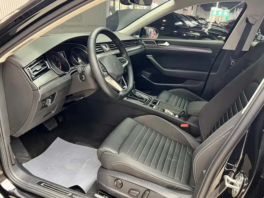 Volkswagen Magotan 2022 из CN, фото 6