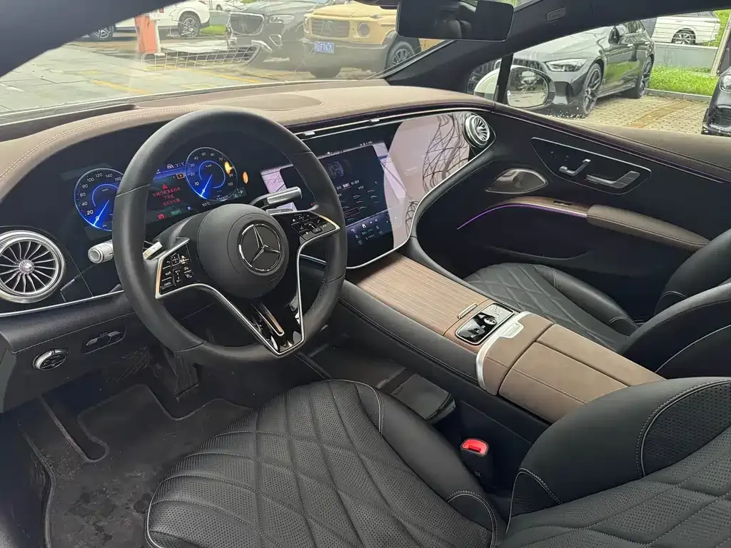 Mercedes-Benz EQS 2023 из CN, фото 4