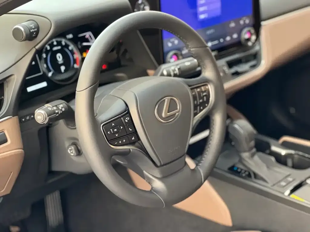 Lexus ES 2025 из CN, фото 9